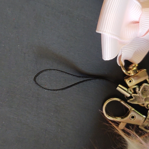 Cellphone Wrist strap - Picture 4 of 4